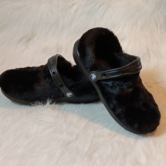 Crocs Classic Fur Sure Clogs Black Women Sz 7/ Men Sz 5 - Picture 6 of 10